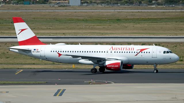 OE-LBW:Airbus A320-200:Austrian Airlines